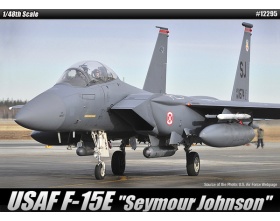 F-15E SEYMOUR JOHNSOR 1:48| Academy 12295