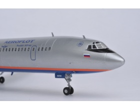 Tu-154M Russian Airliner 1:144 | Zvezda 7004