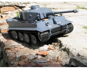 German Tiger I czołg 1:16 SZARY STAL V7.0 | 3818-1US-2,4 HENG LONG