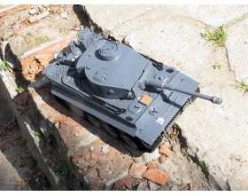 German Tiger I czołg 1:16 SZARY STAL V7.0 | 3818-1US-2,4 HENG LONG