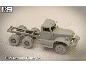 Diamond T 968 Cargo Truck 1:72 | 72019 IBG