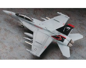 EA-18G Growler (U.S. Navy Carrier-Borne ECM Aircraft) 1:72 | E38-01568 HASEGAWA