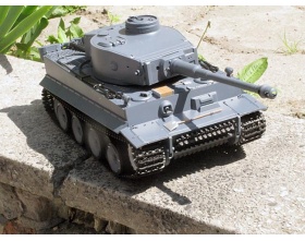 German Tiger I czołg 1:16 SZARY STAL V7.0 | 3818-1US-2,4 HENG LONG
