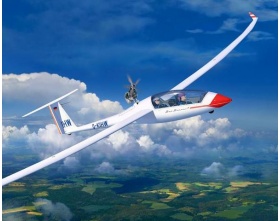 Glider Duo Discus & Engine 1:32 | 03961 REVELL