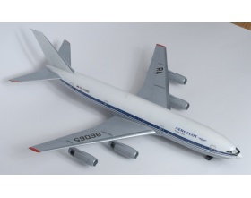 Ilyushin IL-86 1:144 | Zvezda 7001