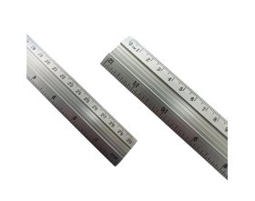 Linijka aluminiowa techniczna (30cm / 12cali)
