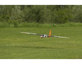 Motoszybowiec Kavan Pulse 2200mm V2 ARF Pomarańczowy | KAV02.8091