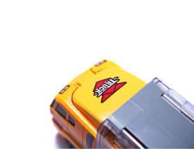 Transporter ciężarówka tir wyrzutnia + metalowe maszyny budowlane
