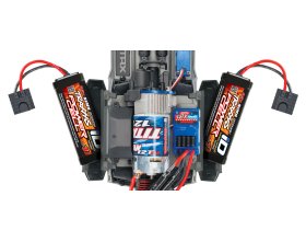 TRAXXAS E-REVO 1/16 (czerwono-niebieski) | 71054-8-RBLU