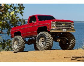 TRX-4 CHEVROLET K10 High Trail Edition 1/10 (czerwony) | 92056-4-RED TRAXXAS