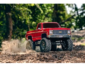 TRX-4 CHEVROLET K10 High Trail Edition 1/10 (czerwony) | 92056-4-RED TRAXXAS