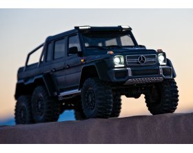 TRX6 Mercedes-Benz G 63 AMG 6X6 1/10 (czarny) | 88296-4-BLK TRAXXAS