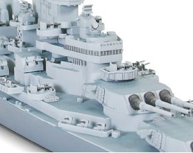 U.S. Navy Battleship BB-63 Missouri 1:700 | 31613 TAMIYA